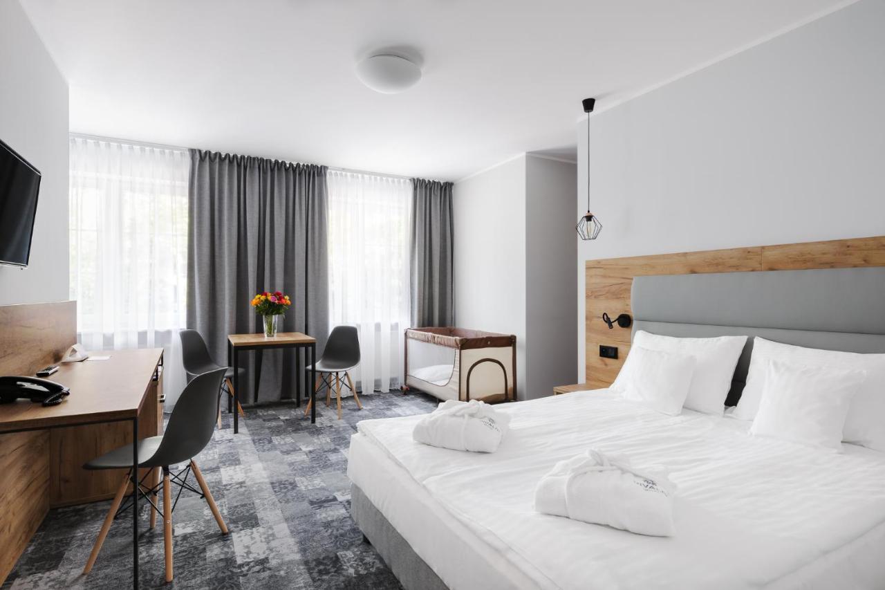 Hotel Vivaldi カルパッチ エクステリア 写真